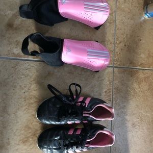 Girls soccer gear large